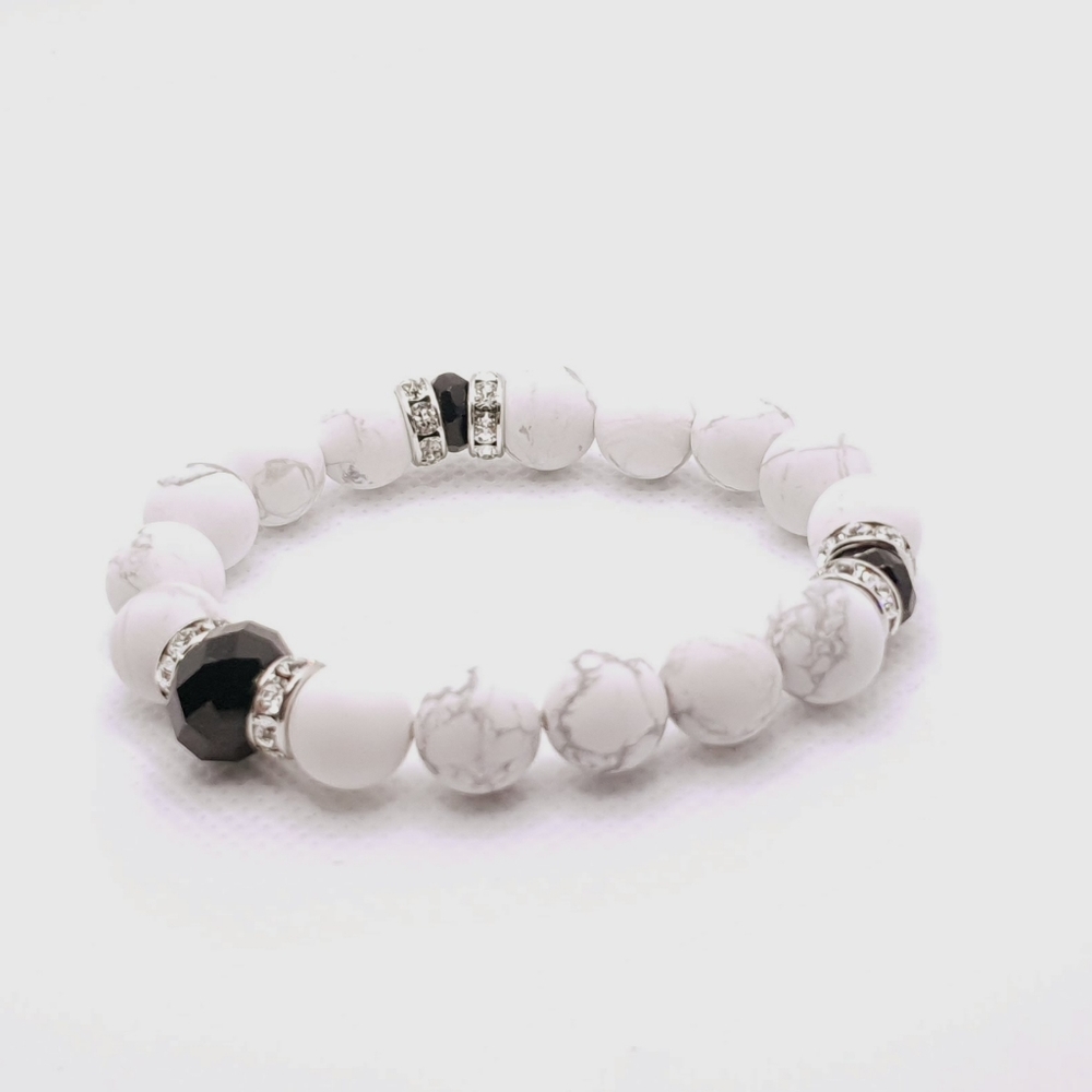 Matte White Turquoise Gemstone Bracelet